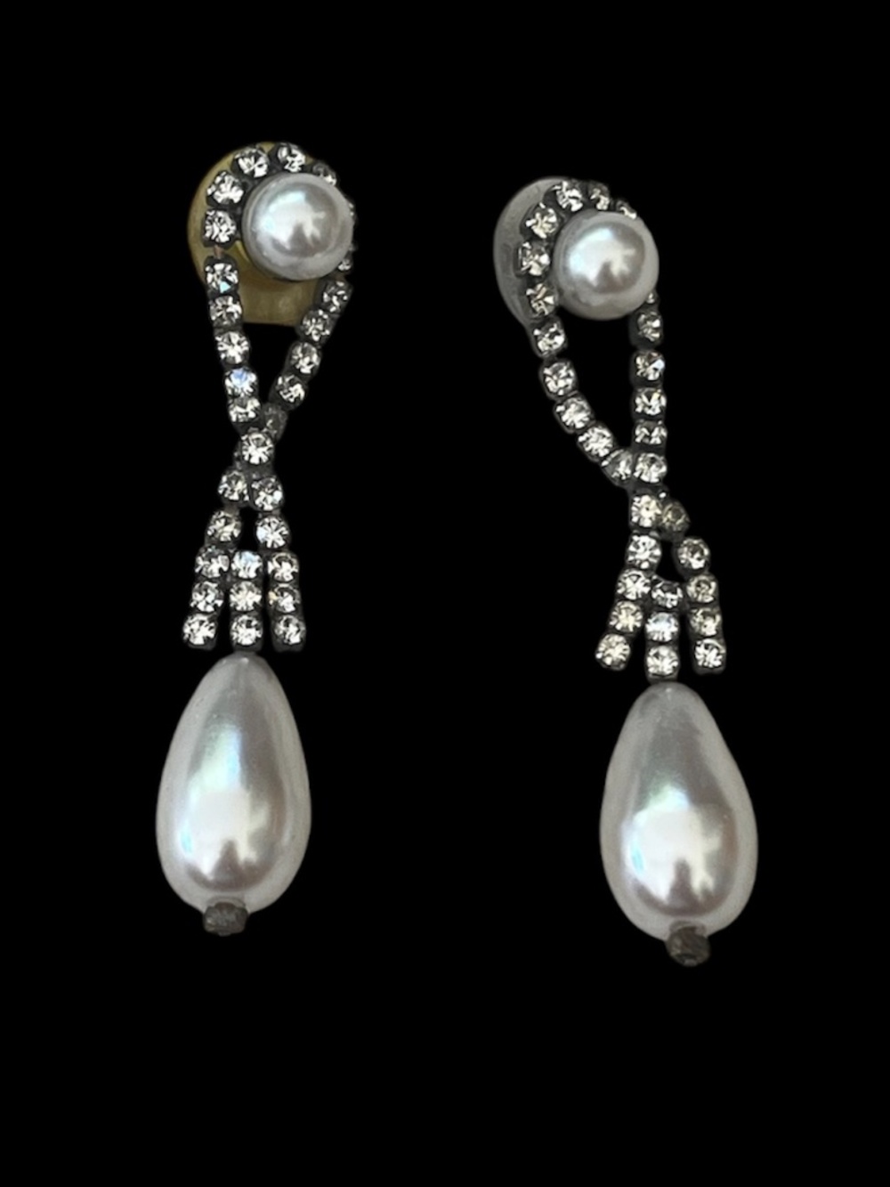 Vintage style rhinestone and faux pearl earrings